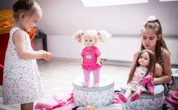 Как выбрать хорошую куклу для девочки