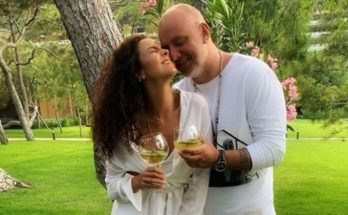Настя Каменских умилила поклонников снимком с мужем Настя Каменских умилила поклонников снимком с мужем