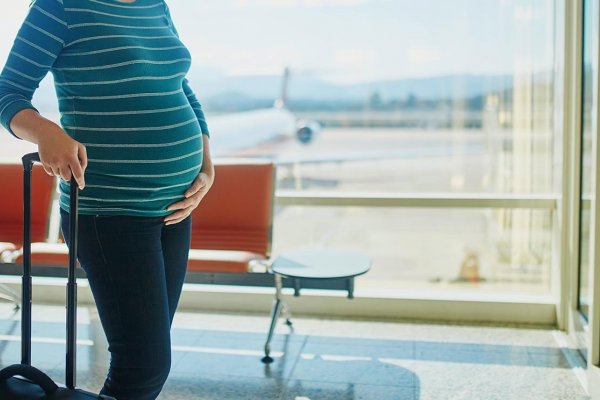 Полет во время беременности: можно, но осторожно