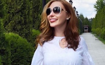 Слава Каминская поразвлеклась в бассейне на террасе со своей дочкой Слава Каминская поразвлеклась в бассейне на террасе со своей дочкой