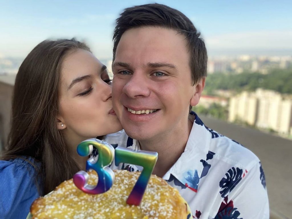 Александра Кучеренко трогательно поздравила мужа с Днем рождения 