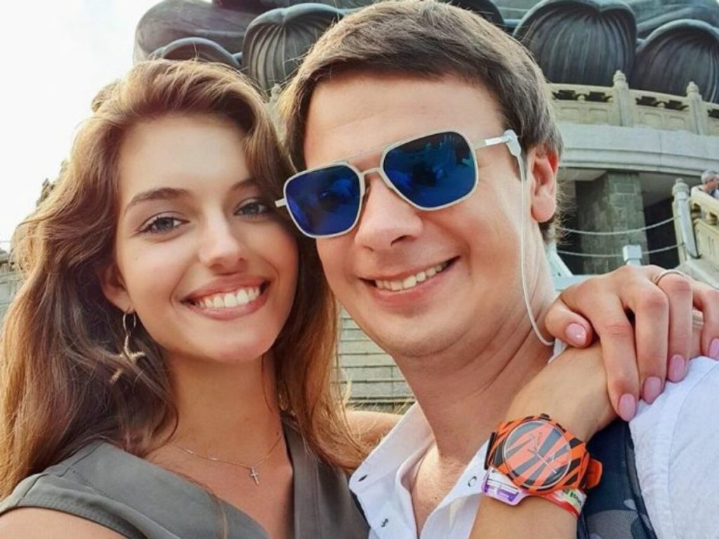 Дмитрий Комаров и Александра Кучеренко отметили праздник Ивана Купала