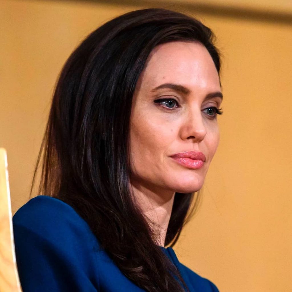Анджелина Джоли планирует снять фильм с Томом Харди в главной роли