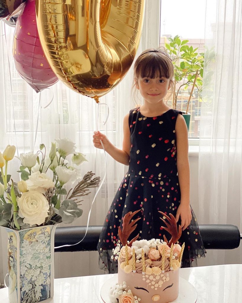 Екатерина Кухар поздравила дочку с днем рождения, и поделилась ее фото