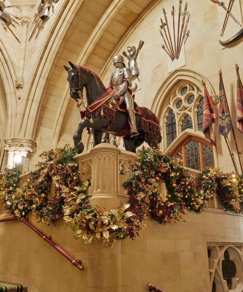 как украсили Виндзорский замок к рождественским праздникам 