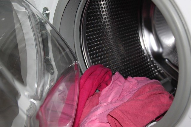 вещи, которые не стоит класть в стиральную машину 