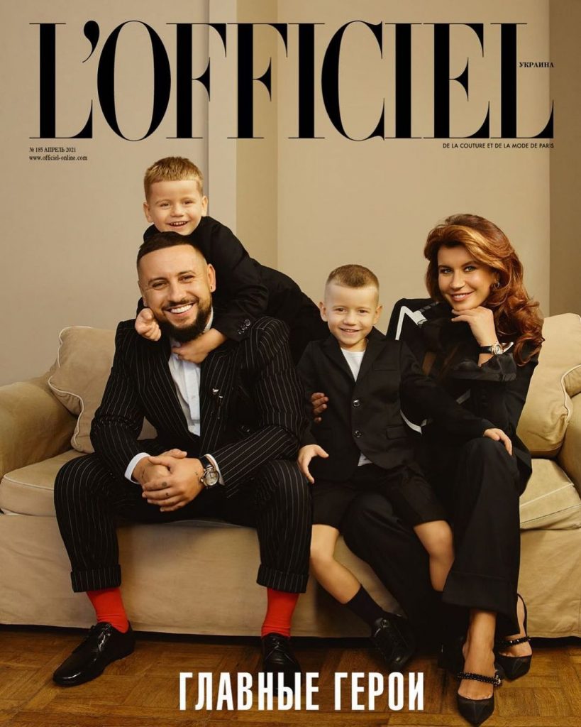 Монатик с женой и детьми сфотографировался для L’Officiel Украина