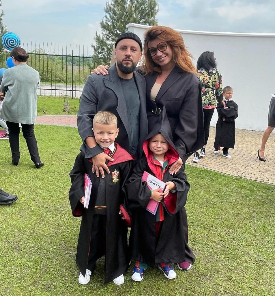 Ирина Монатик показала выпускной сыновей в стиле Гарри Поттера