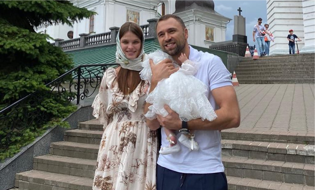 Макс Михайлюк и Даша Хлыстун крестили дочь