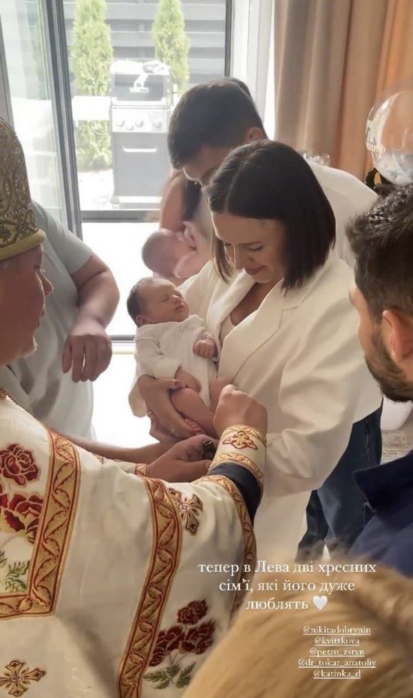 Даша Квиткова и Никита Добрынин окрестили сына на 8-й день после его рождения