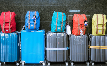 чемоданы и дорожные сумки