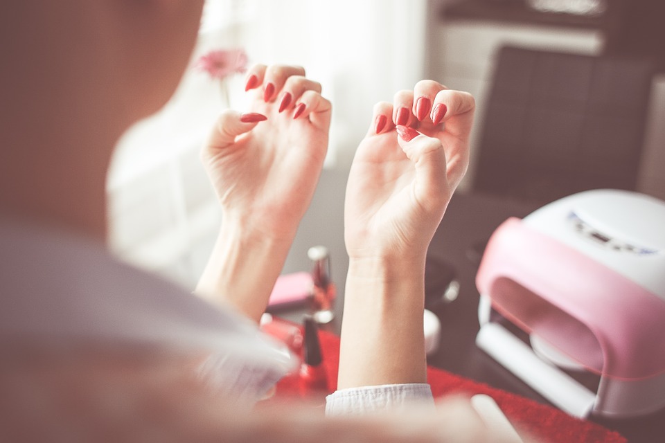 эффективные советы, чтобы устранить проблему расслаивания ногтей 
