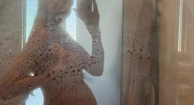 Леся Нікітюк оприлюднила фото з вагітності та після пологів