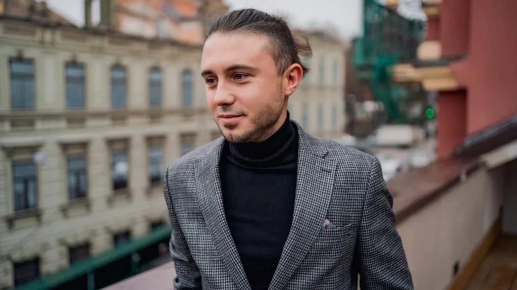Тарас Тополя розповів, на якому авто їздить