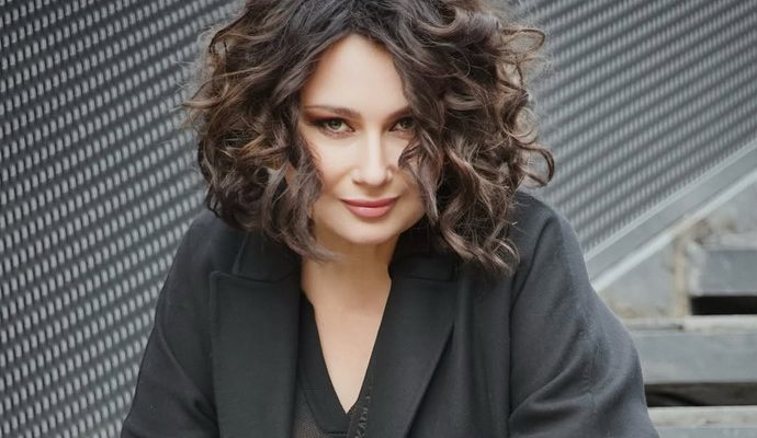 Олена Мозгова розповіла про насильство у шлюбі з Олександром Пономарьовим