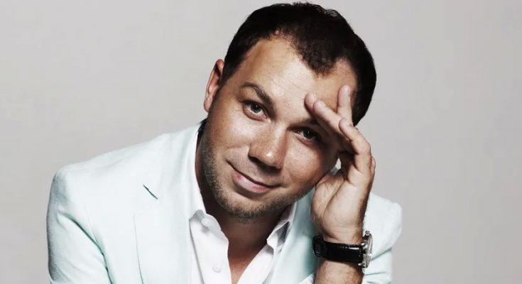 Андре Тан назвав 5 модних аксесуарів для волосся