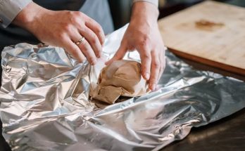 Чи безпечна фольга для приготування