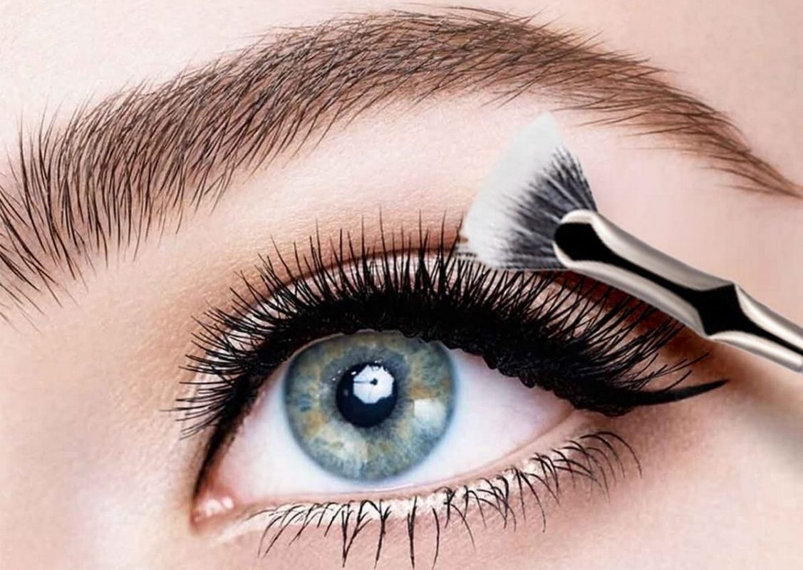 Lash Fan Brush у макіяжі вій