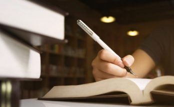 «Говорити» чи «розмовляти»: як правильно