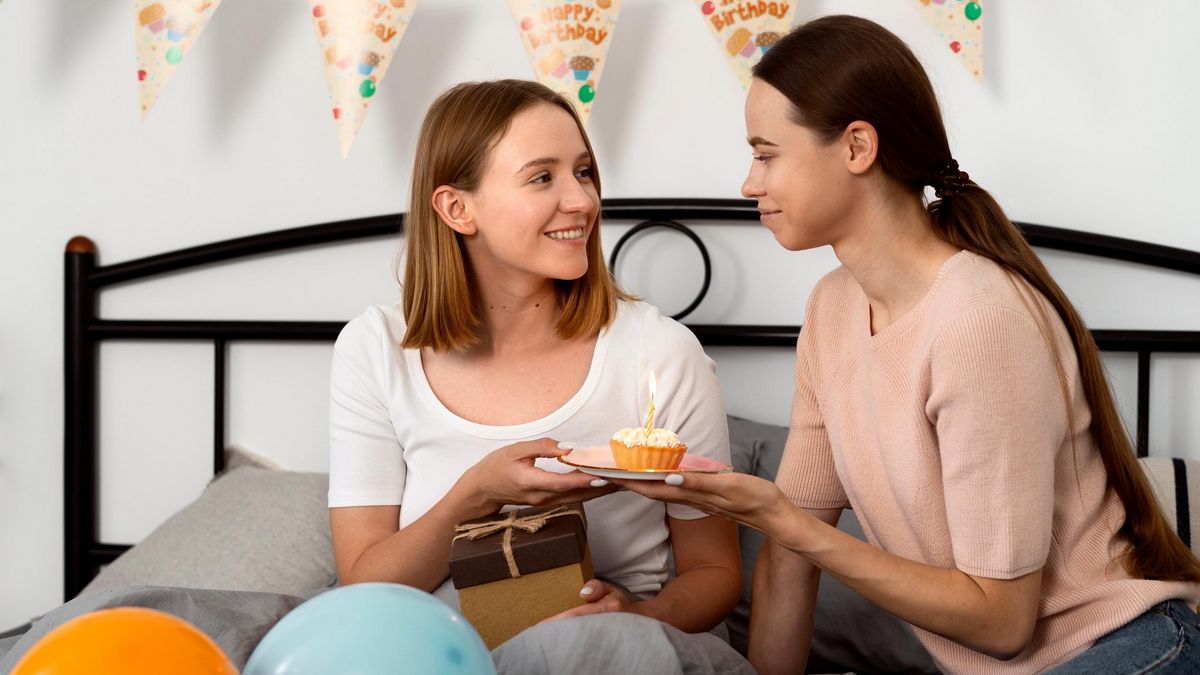 «Бажаю» чи «зичу»: як правильно висловлювати побажання українською «Бажаю» чи «зичу»: як правильно